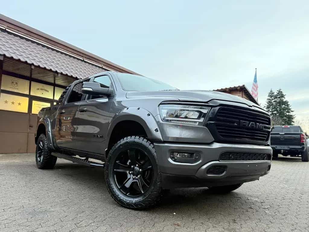 Dodge RAM V8*4X4*AHK*NAVI*ROLLBAR*OFFROAD*LIFT*LED*SPORT* 09/2021-photo-14