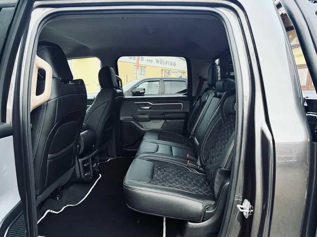 Dodge RAM V8*4X4*AHK*NAVI*ROLLBAR*OFFROAD*LIFT*LED*SPORT* 09/2021-photo-36