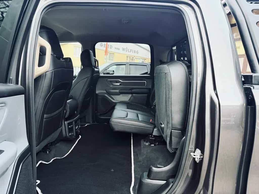 Dodge RAM V8*4X4*AHK*NAVI*ROLLBAR*OFFROAD*LIFT*LED*SPORT* 09/2021-photo-37