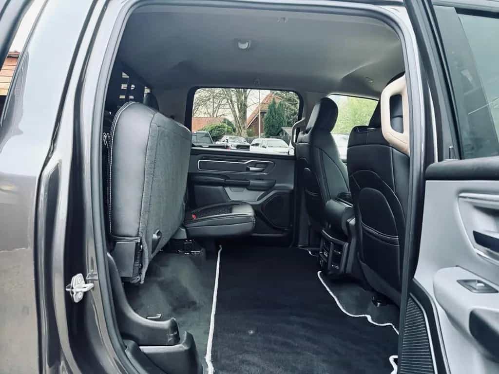 Dodge RAM V8*4X4*AHK*NAVI*ROLLBAR*OFFROAD*LIFT*LED*SPORT* 09/2021-photo-38