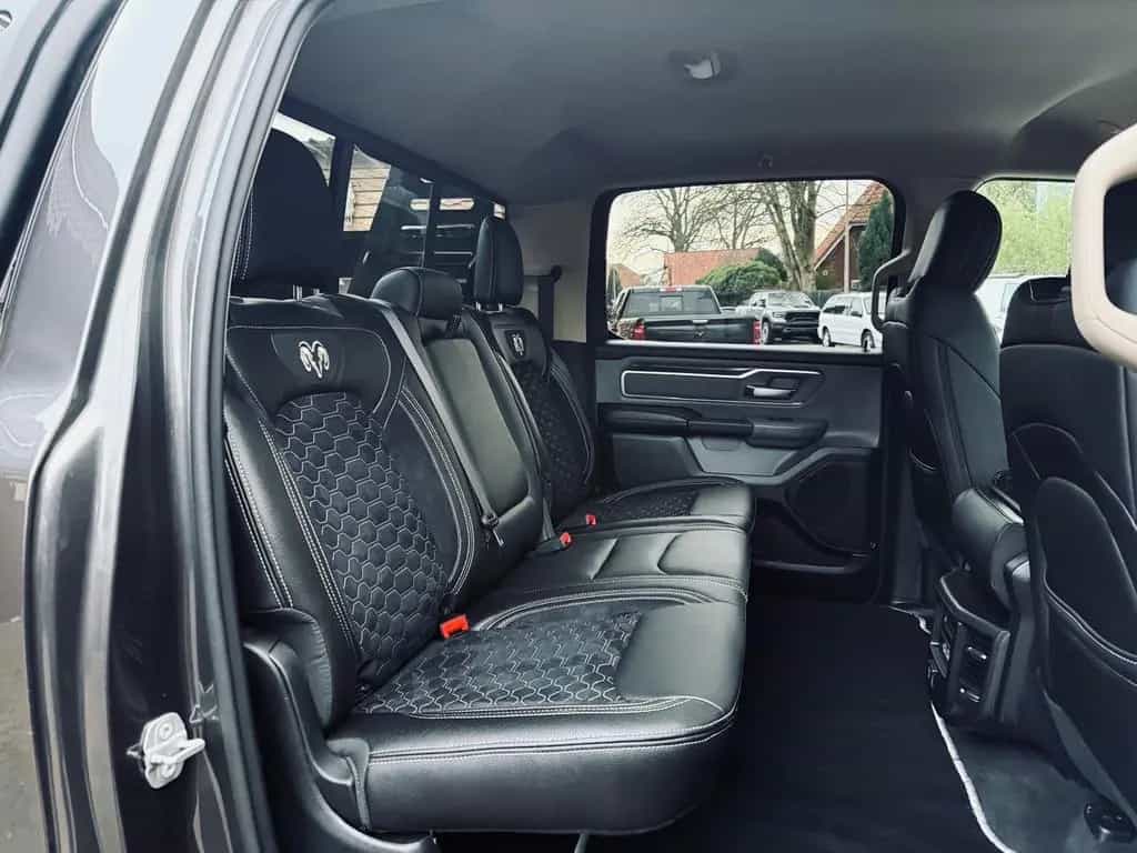 Dodge RAM V8*4X4*AHK*NAVI*ROLLBAR*OFFROAD*LIFT*LED*SPORT* 09/2021-photo-39
