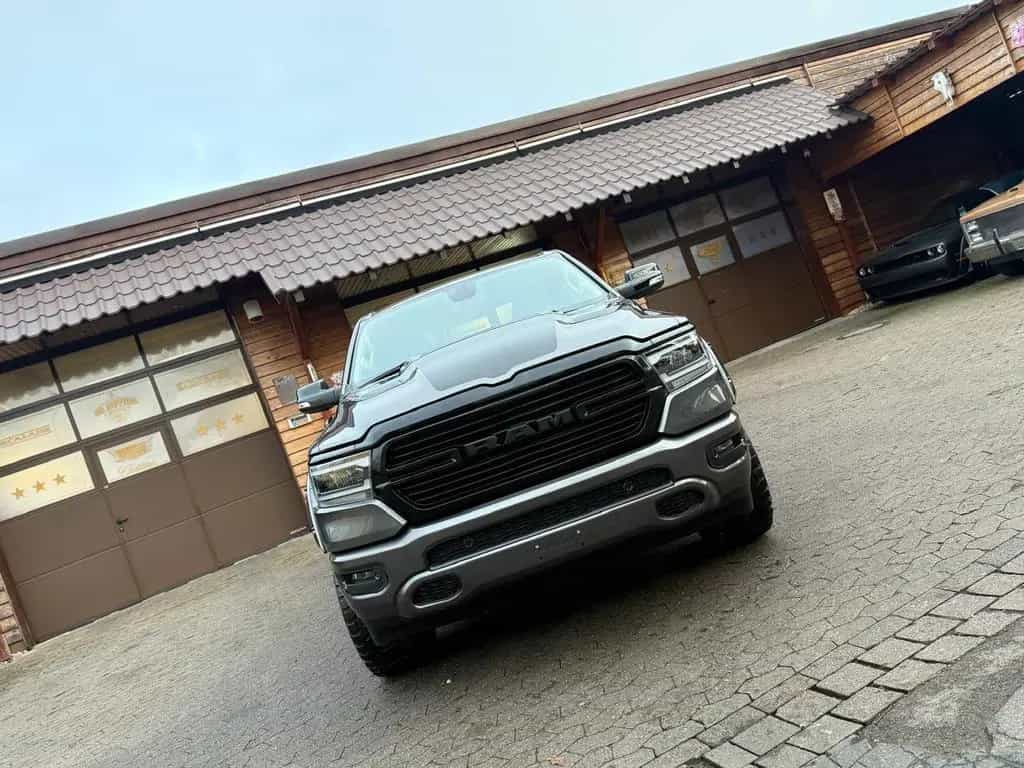 Dodge RAM V8*4X4*AHK*NAVI*ROLLBAR*OFFROAD*LIFT*LED*SPORT* 09/2021-photo-9
