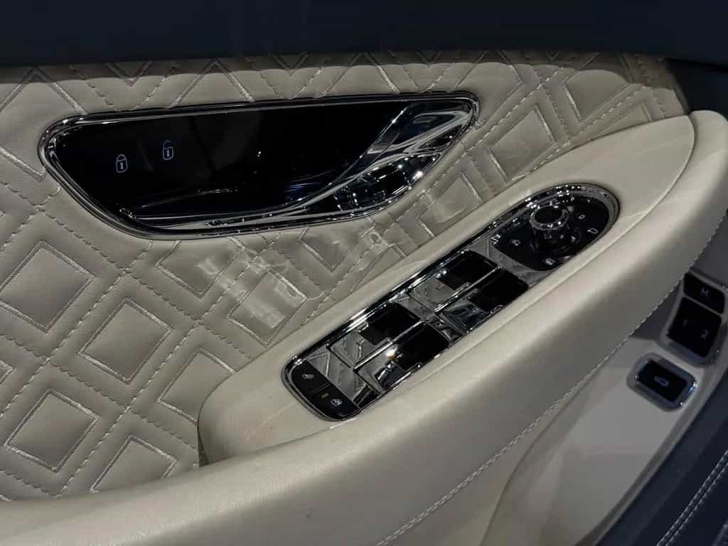 Bentley Continental GT 06/2021-photo-18