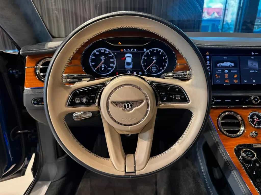 Bentley Continental GT 06/2021-photo-21