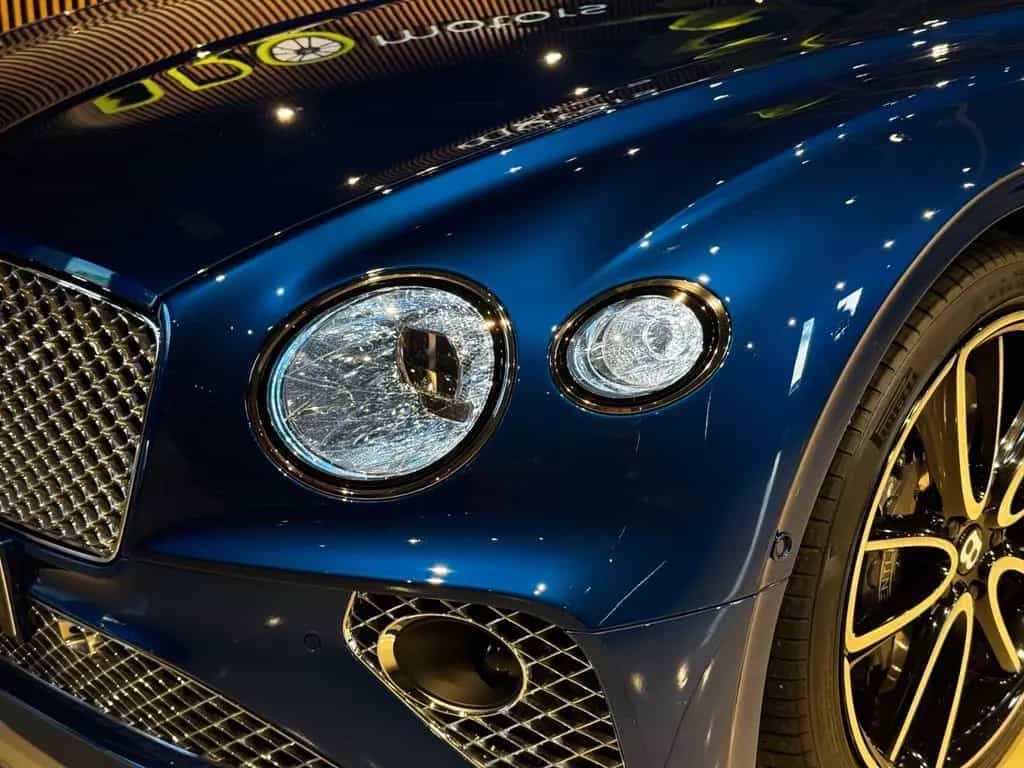 Bentley Continental GT 06/2021-photo-6