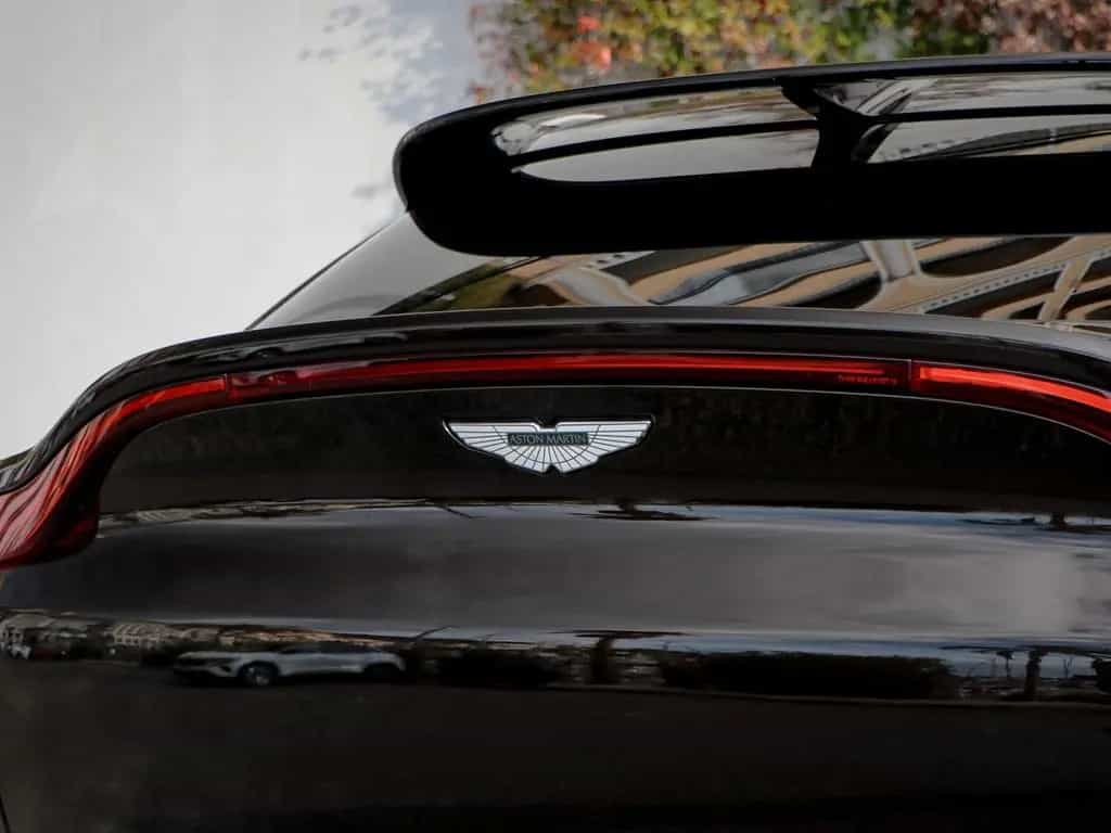 Aston Martin DBX 4.0 V8 04/2021-photo-20