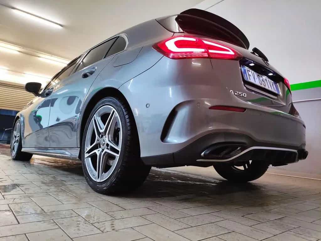 Mercedes-Benz Mercedes-benz A 250 224cv Automatic Premium AMG 03/2019-photo-4