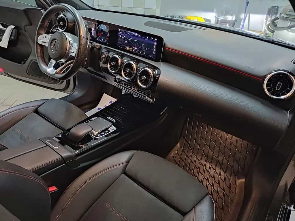 Mercedes-Benz Mercedes-benz A 250 224cv Automatic Premium AMG 03/2019-photo-9