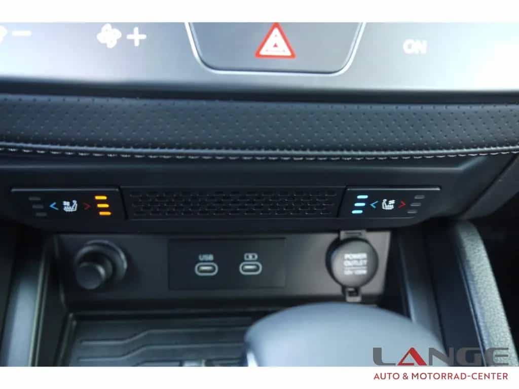 Ssangyong Musso Grand 05.1 4WD 3.5t Anhängelast Navi digit 01/2026-photo-13