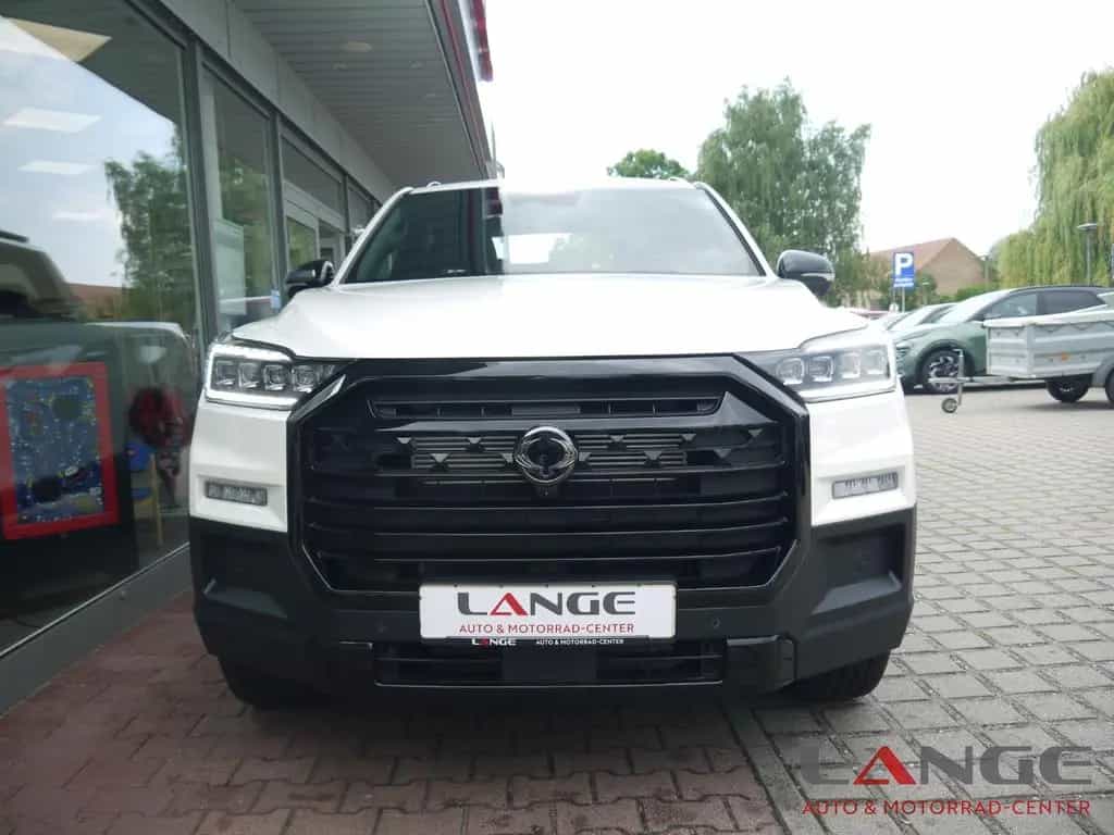 KGM Musso Grand 2.2 e-XDi AWD Lux Navi Klimaautom SH null-photo-1