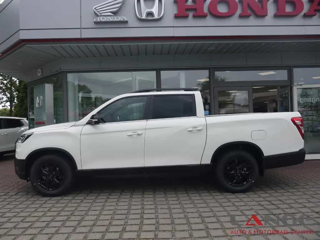 KGM Musso Grand 2.2 e-XDi AWD Lux Navi Klimaautom SH null-photo-2