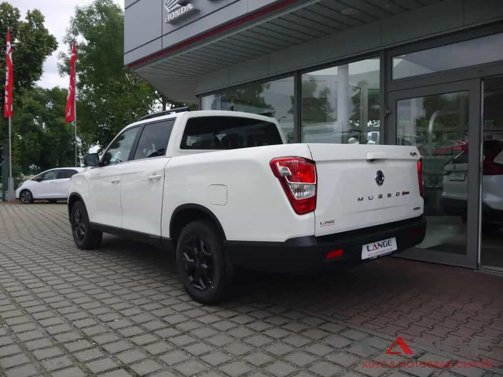 KGM Musso Grand 2.2 e-XDi AWD Lux Navi Klimaautom SH null-photo-3