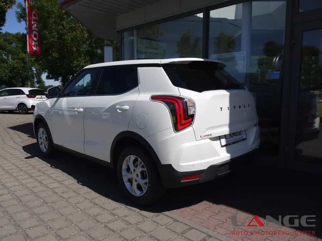 KGM Tivoli 1.5 T-GDi 6 M/T Nomad Navi SHZ Temp Tel.- 11/2025-photo-3