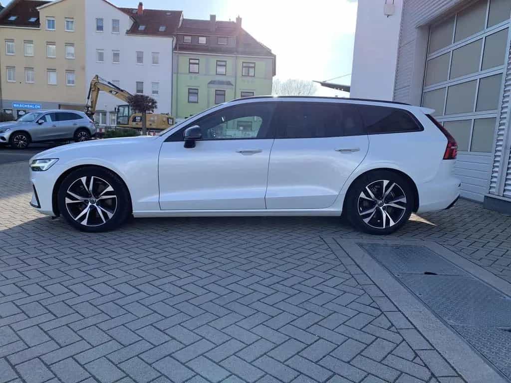 Volvo V60 R Design H&K+Navi+Winterpaket+Kamera 06/2021-photo-7