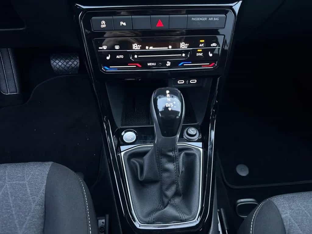 Volkswagen T-Cross Life 1.0 TSI DSG Matrix+PDC+Carplay+LM 03/2026-photo-14