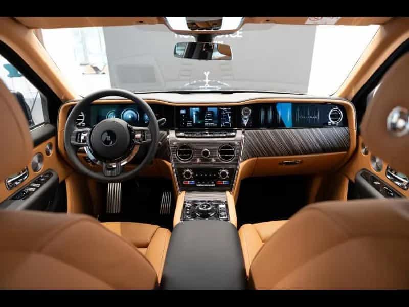 Rolls-Royce Cullinan Provenance 2 Year Warranty & Service 11/2025-photo-5