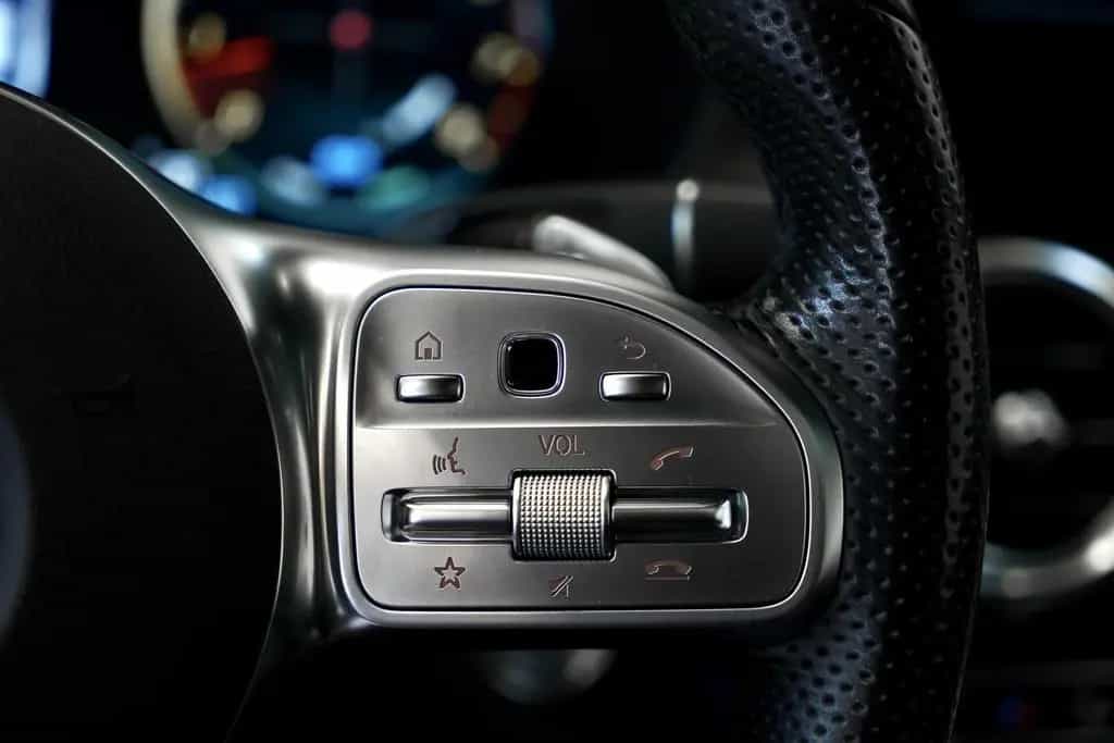 Mercedes-Benz C-Class 300 Coupé AMG Line *Pano *19 *Digital *Night 07/2019-photo-30