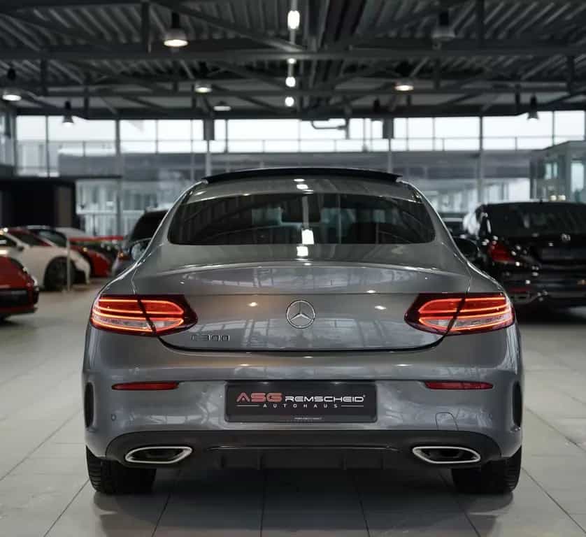 Mercedes-Benz C-Class 300 Coupé AMG Line *Pano *19 *Digital *Night 07/2019-photo-5
