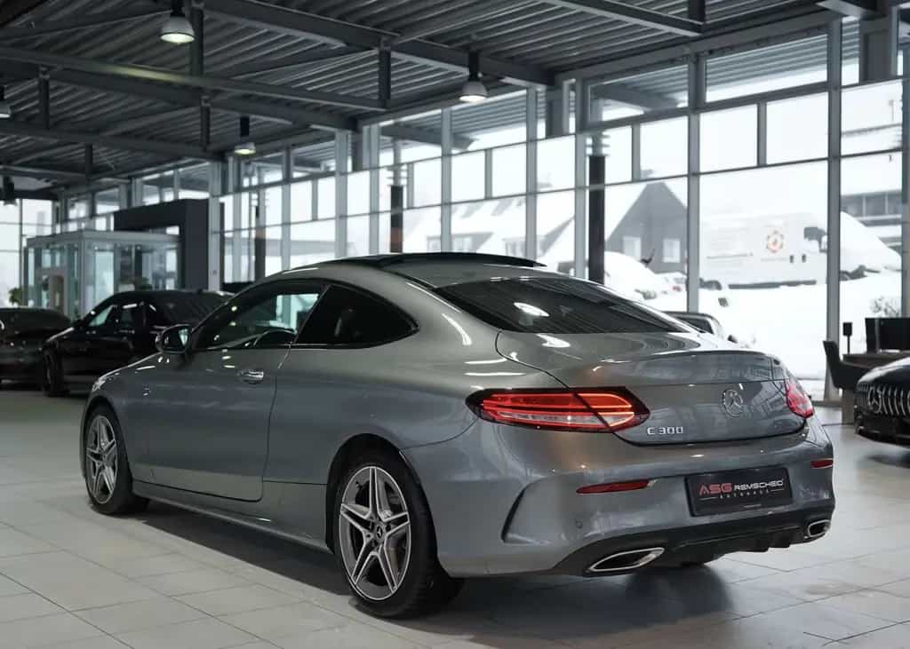 Mercedes-Benz C-Class 300 Coupé AMG Line *Pano *19 *Digital *Night 07/2019-photo-6