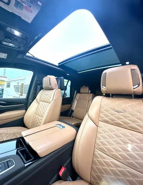 Cadillac Escalade 11/2022-photo-14