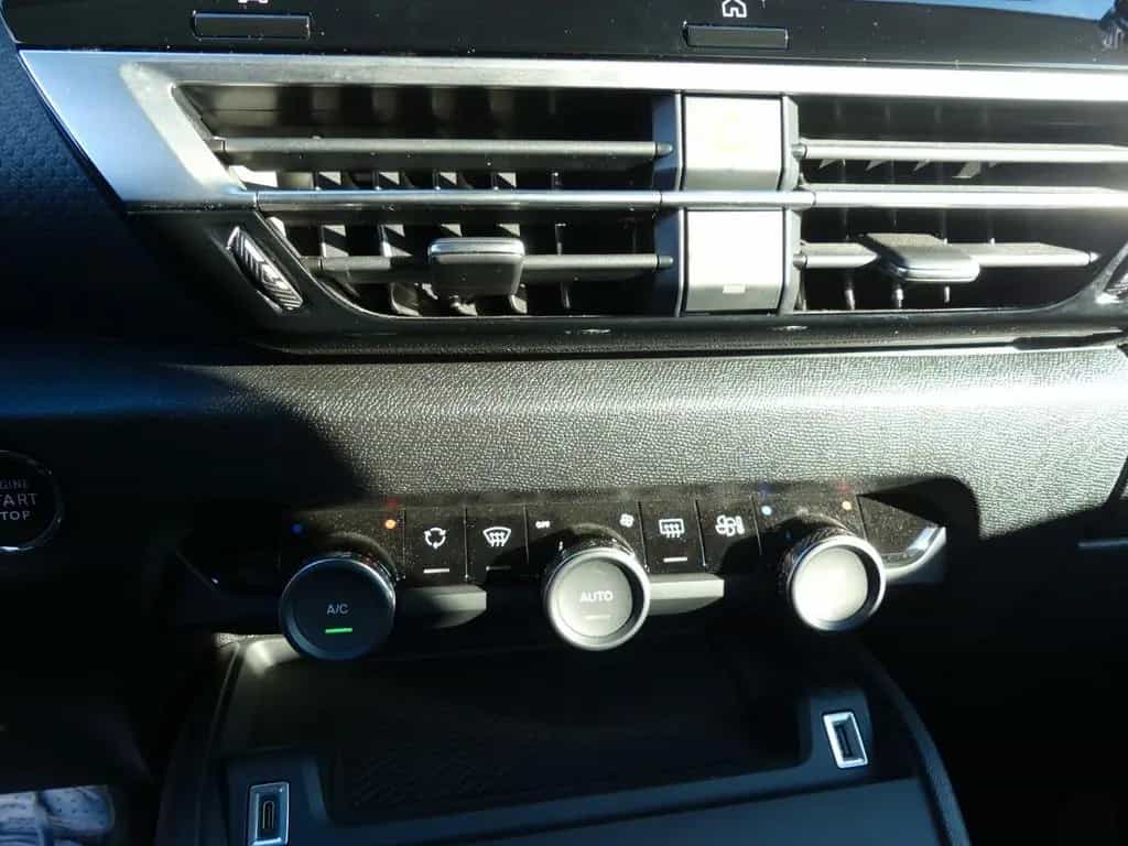 Citroën C4 PureTech 130 S&S EAT8 Max 12/2023-photo-10