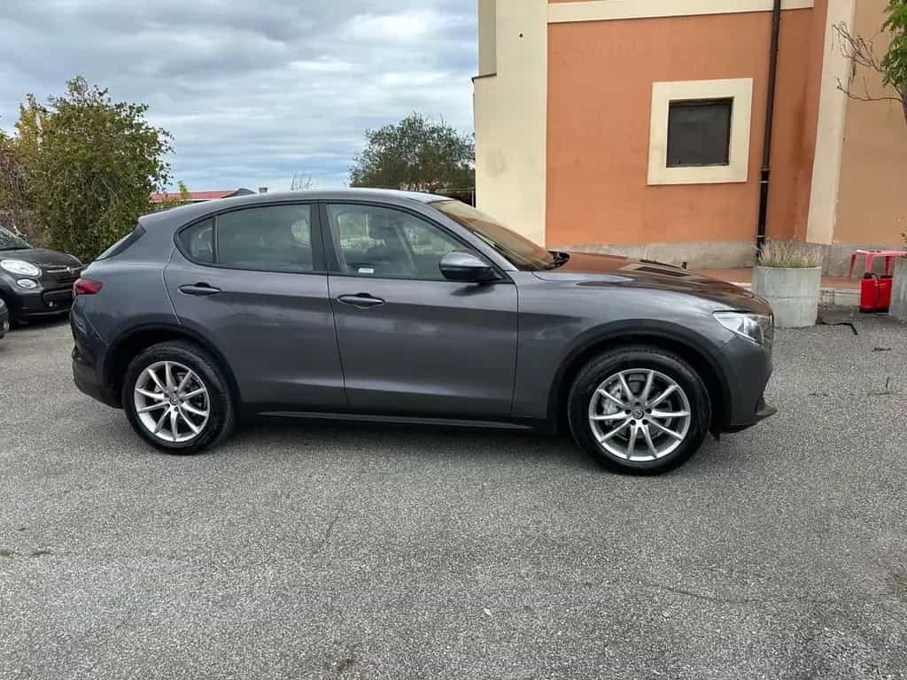 Alfa Romeo Stelvio 2.2 Turbodiesel 210 CV AT8 Q4 12/2017-photo-3