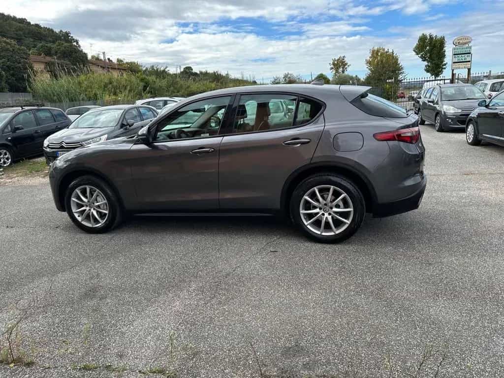 Alfa Romeo Stelvio 2.2 Turbodiesel 210 CV AT8 Q4 12/2017-photo-8