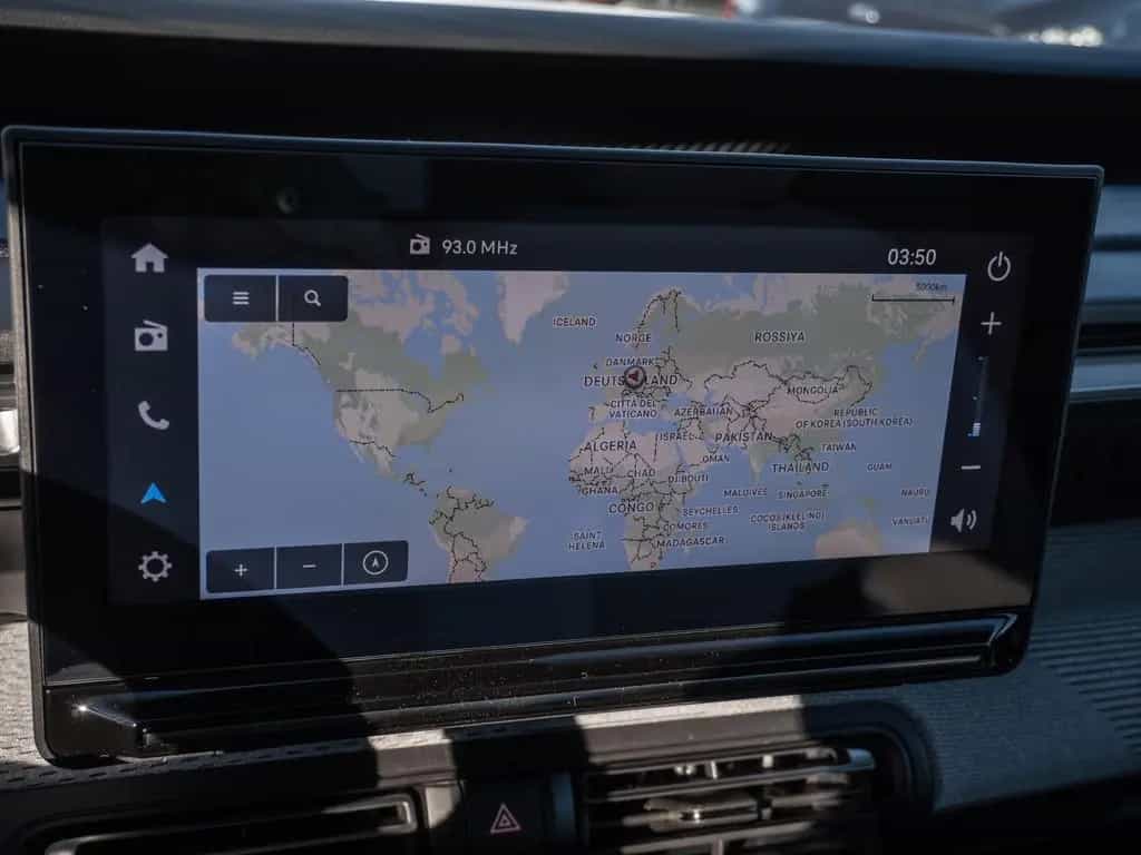 Citroën C3 1.2 Turbo 100 MAX PDC KAMERA NAVI HUD LED 01/2025-photo-10