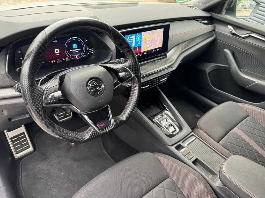 Skoda Octavia Combi RS 2.0 TDI DSG 4x4 08/2022-photo-11