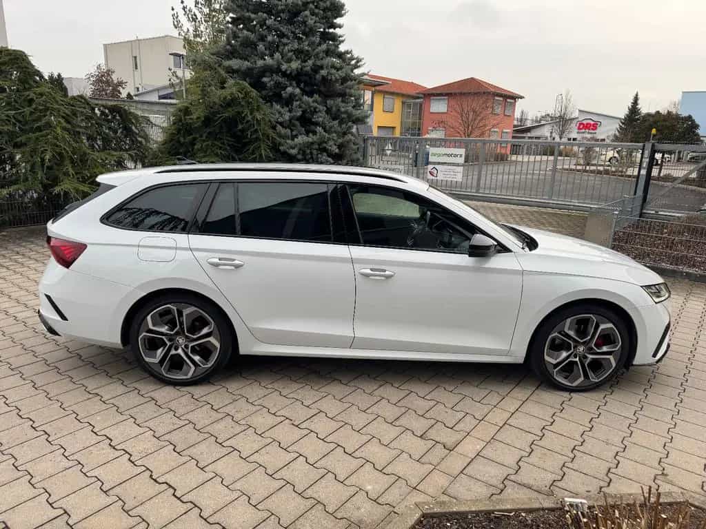 Skoda Octavia Combi RS 2.0 TDI DSG 4x4 08/2022-photo-3
