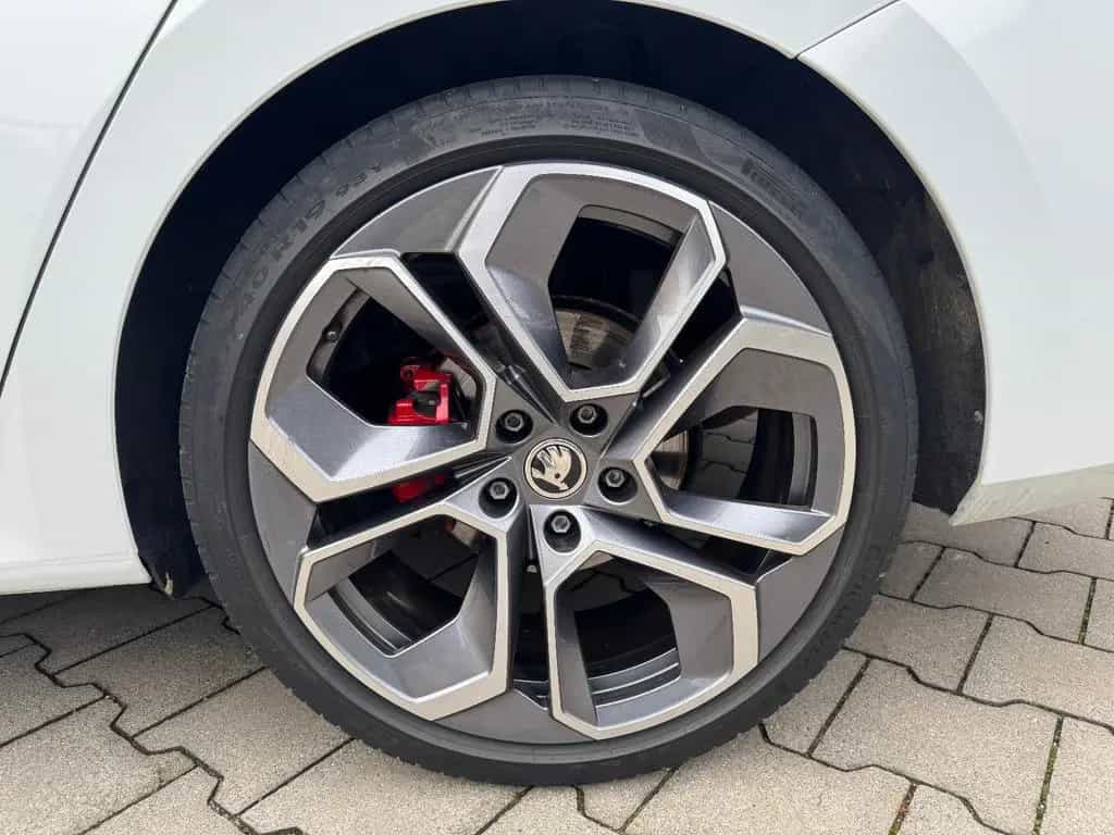 Skoda Octavia Combi RS 2.0 TDI DSG 4x4 08/2022-photo-35