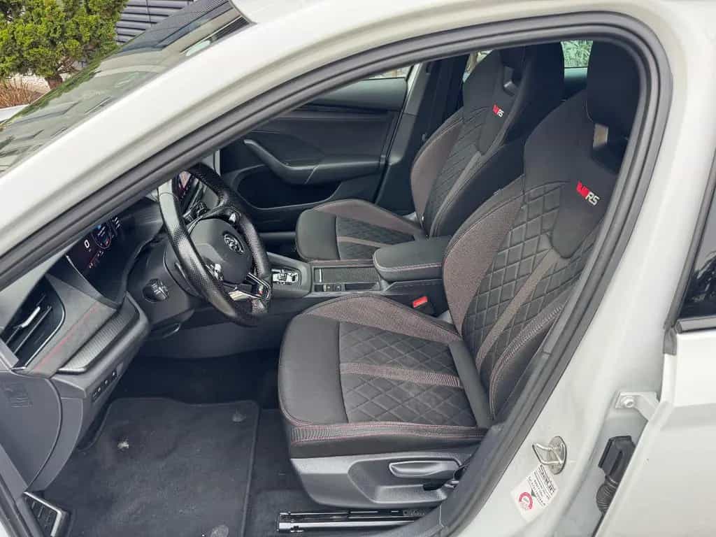 Skoda Octavia Combi RS 2.0 TDI DSG 4x4 08/2022-photo-9