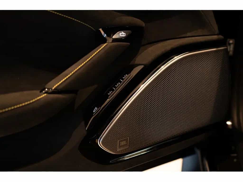 Ferrari Roma Spider PDC SHZ LEDER KAMERA NAVI ACC 360° 08/2024-photo-21