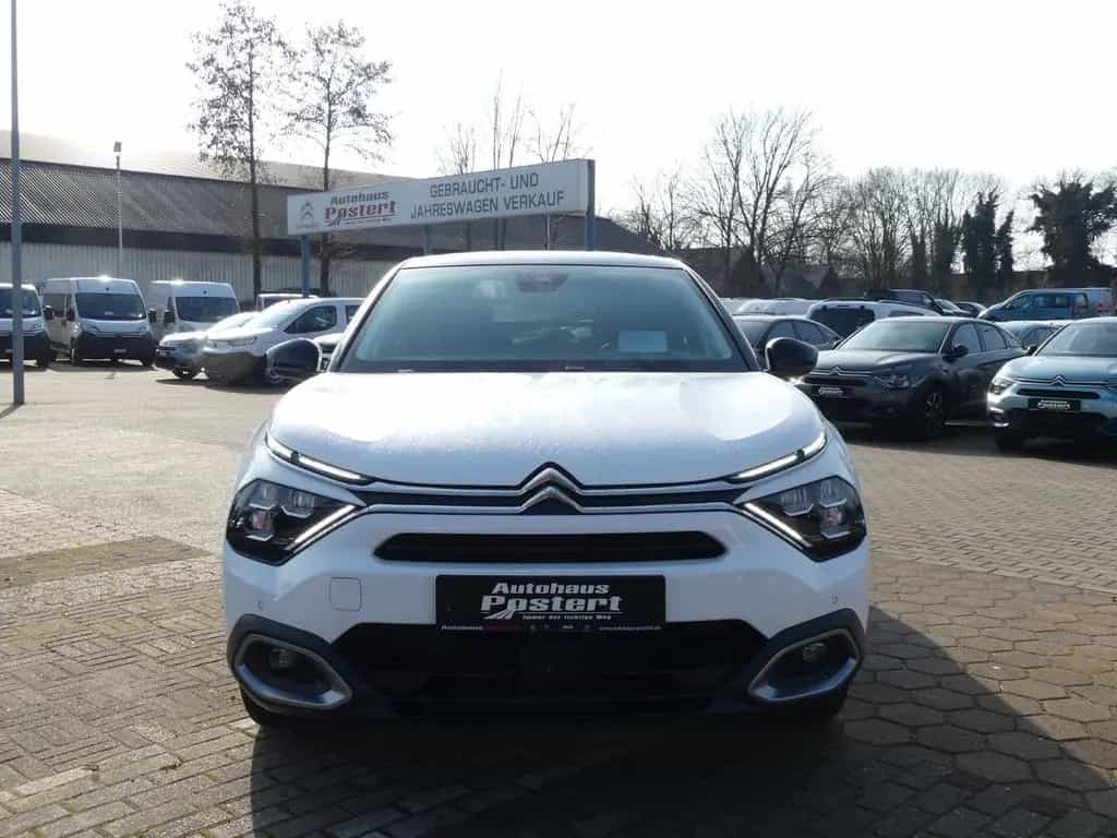 Citroën C4 PureTech 130 S&S EAT8 Shine 10/2023-photo-1