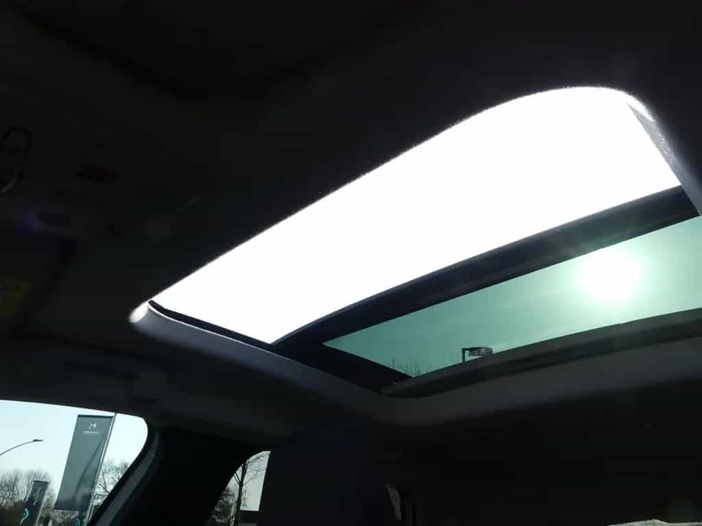 Citroën C4 PureTech 130 S&S EAT8 Shine 10/2023-photo-17