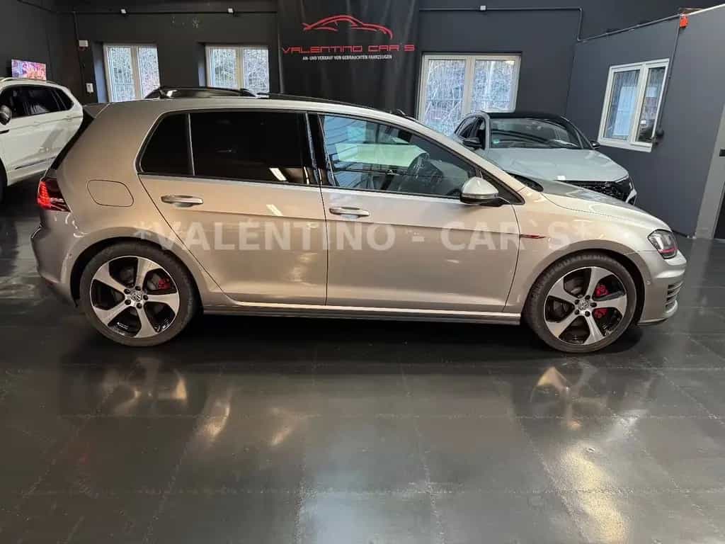Volkswagen Golf VII Lim. GTI DSG/Navi/Pano/Standhzg/Ahk/Kam 10/2014-photo-4