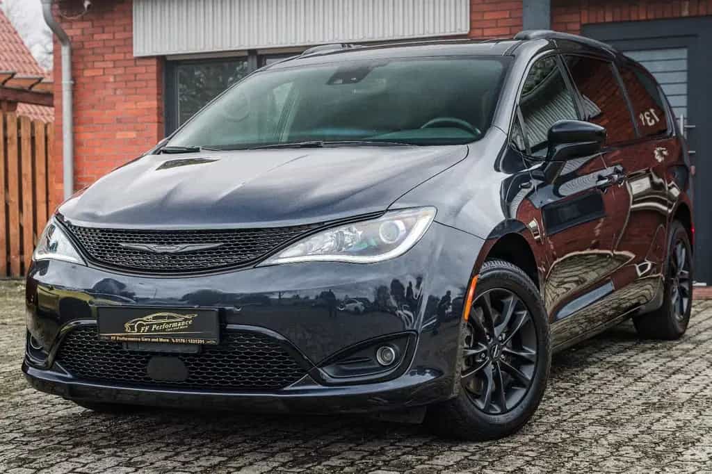 Chrysler Pacifica S 3.6L AWD/Led/Acc/KeyGo/360*Navi/Pano/ 02/2021-photo-1