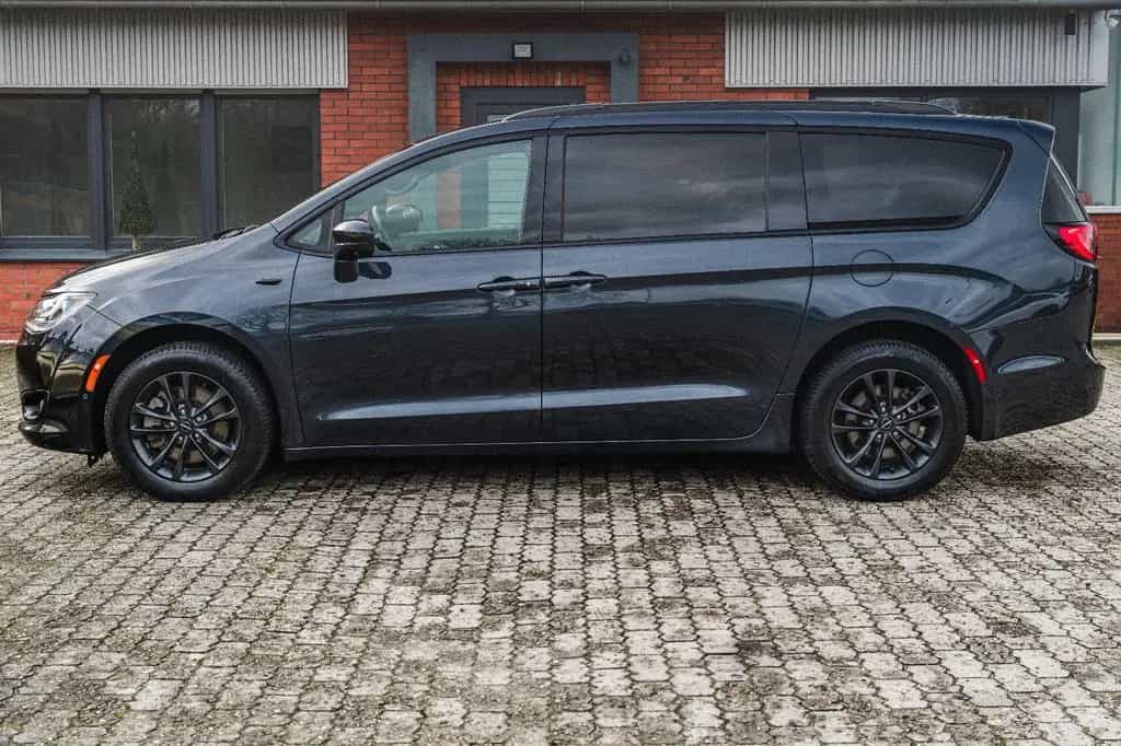 Chrysler Pacifica S 3.6L AWD/Led/Acc/KeyGo/360*Navi/Pano/ 02/2021-photo-2