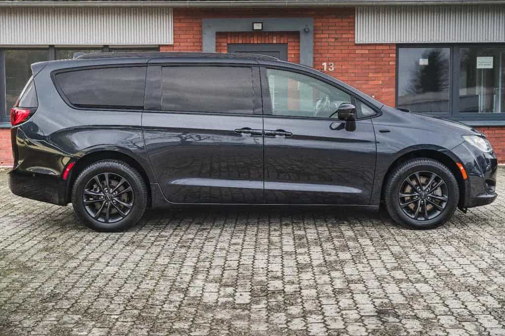 Chrysler Pacifica S 3.6L AWD/Led/Acc/KeyGo/360*Navi/Pano/ 02/2021-photo-3