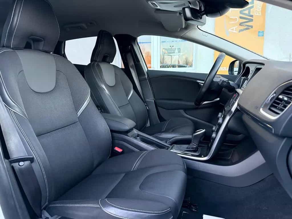Volvo V40 Momentum=Automatik %% Sale %% 01/2018-photo-13