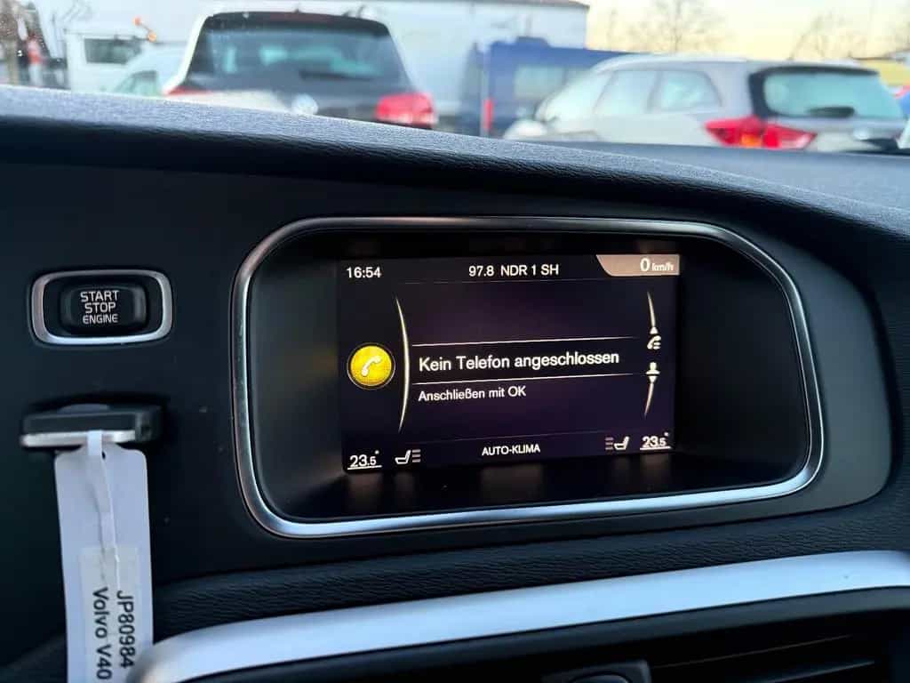 Volvo V40 Momentum=Automatik %% Sale %% 01/2018-photo-18
