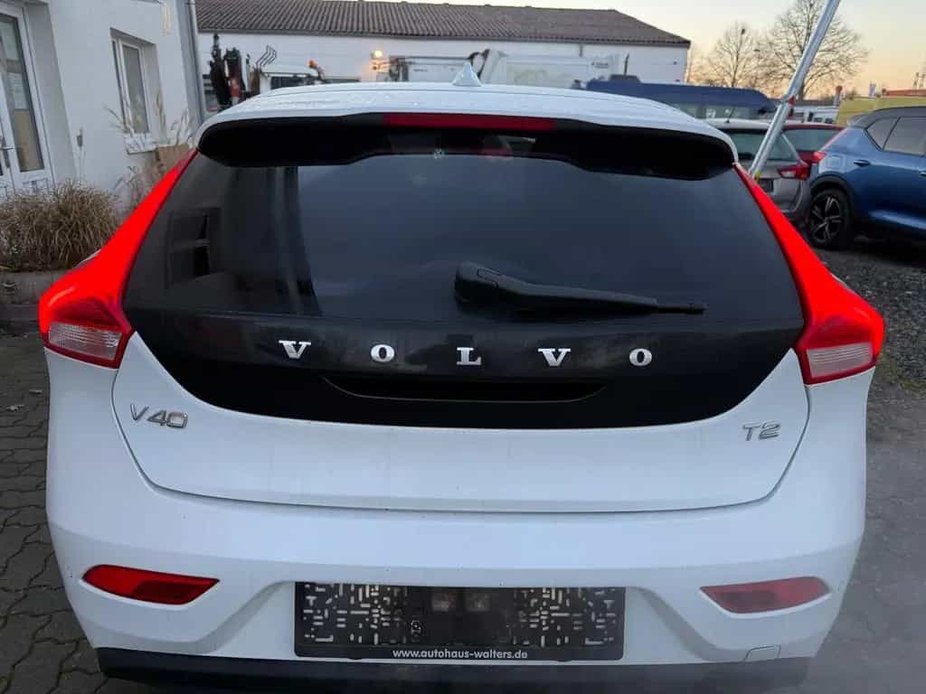 Volvo V40 Momentum=Automatik %% Sale %% 01/2018-photo-5