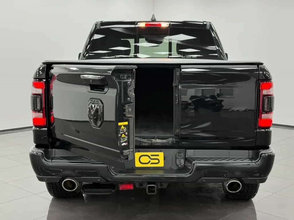 Dodge RAM 5.7 V8 HEMI Laramie Tailgate LED *Garantie* 11/2021-photo-46