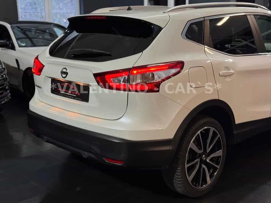 Nissan Qashqai Tekna Automatik/Navi/Pano/Shz/360°Kamera 01/2016-photo-27