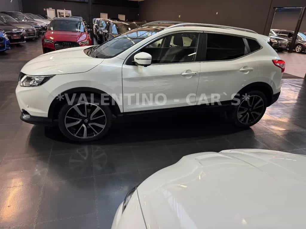 Nissan Qashqai Tekna Automatik/Navi/Pano/Shz/360°Kamera 01/2016-photo-8