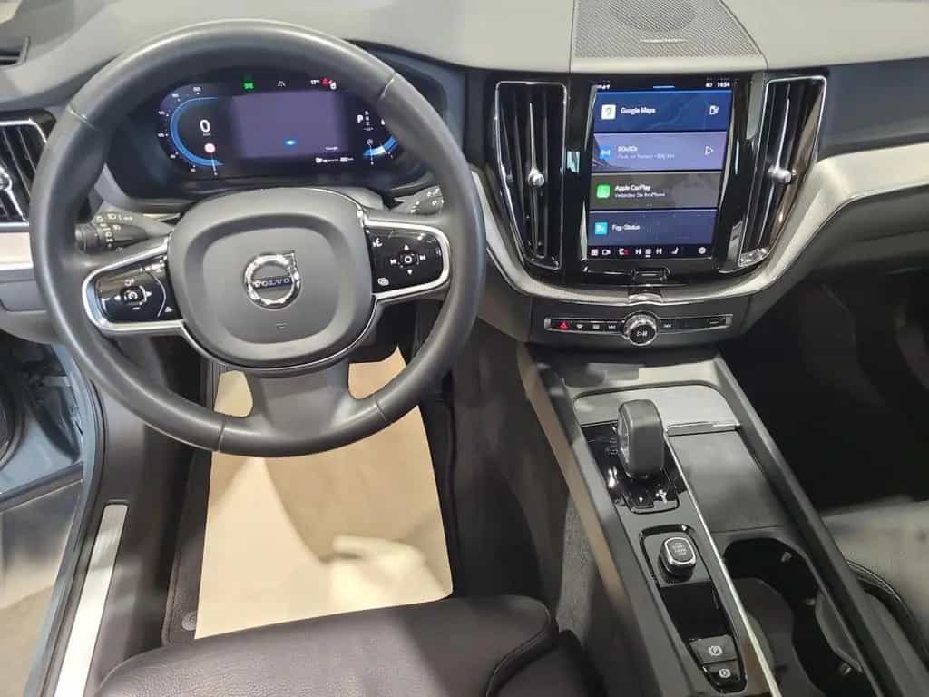 Volvo XC 60 Plus Dark 2WD Bluetooth Navi LED Klima 01/2023-photo-12