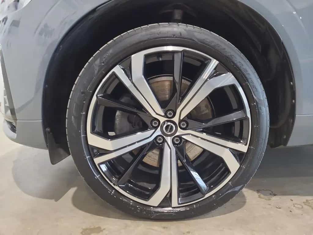 Volvo XC 60 Plus Dark 2WD Bluetooth Navi LED Klima 01/2023-photo-14