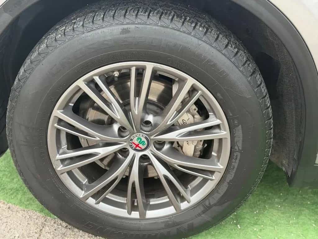 Alfa Romeo Stelvio 2.2 Turbodiesel 210 CV AT8 Q4 12/2018-photo-6