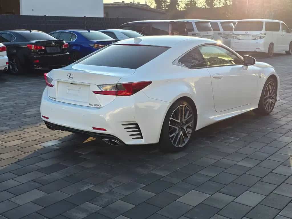 Lexus RC 350 F Sport Video Unterboden Japanimport 12/2014-photo-4