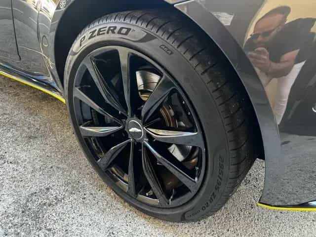 Aston Martin DB11 MARTIN DB11 V12 Coupé Lanych edition 03/2018-photo-8